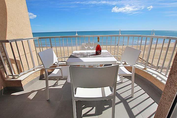 Apartmán Apartamento Primera Linea Playa Centro De Guardamar Guardamar del Segura Exteriér fotografie